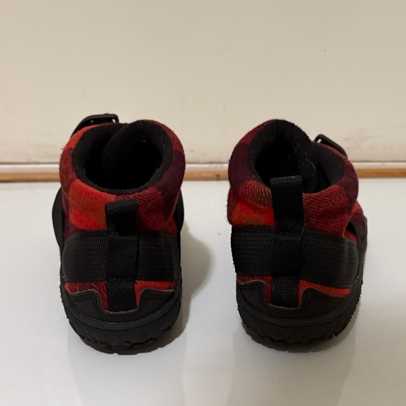 Chaco Plaid Boots with Black Strap - Picture 5 of 9